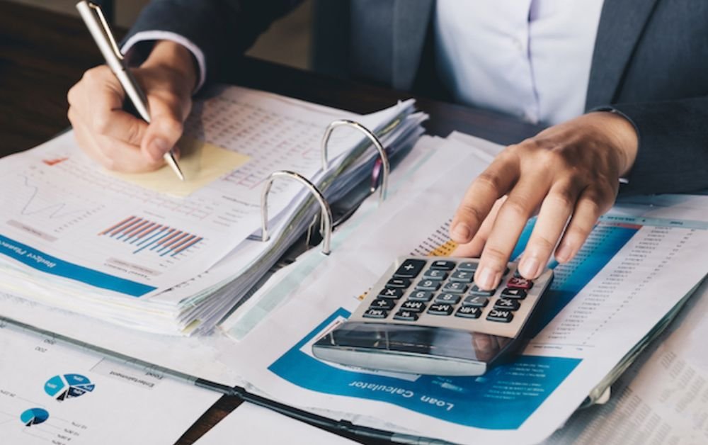 Проконсультируйтесь с профессиональным налоговым консультантом